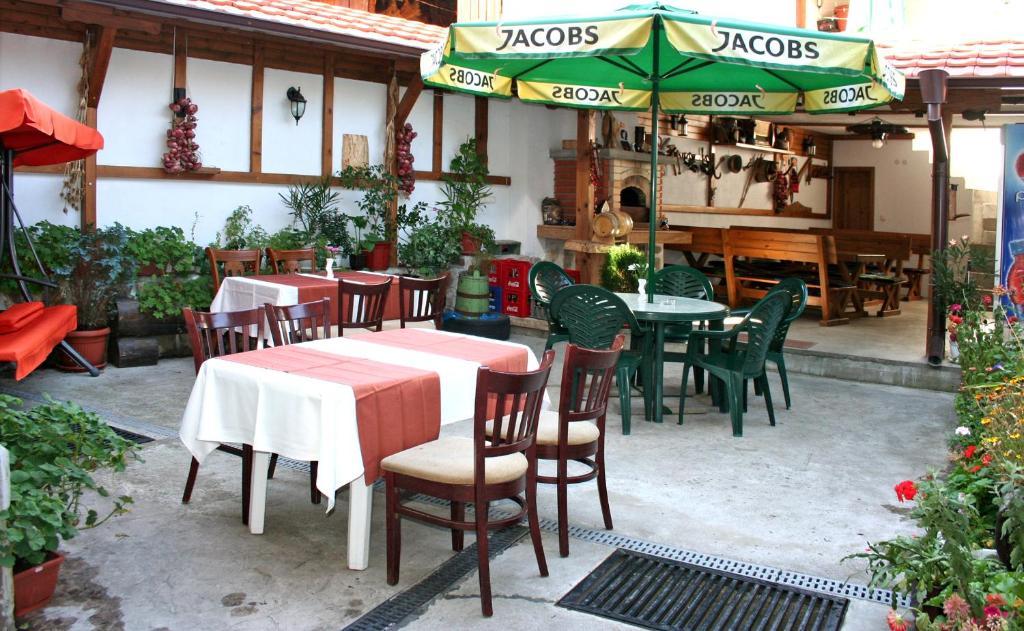 Family Hotel Zora Razlog Exterior foto