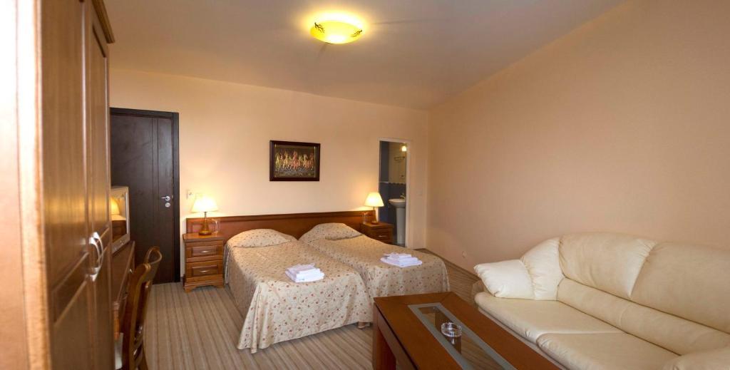 Family Hotel Zora Razlog Quarto foto