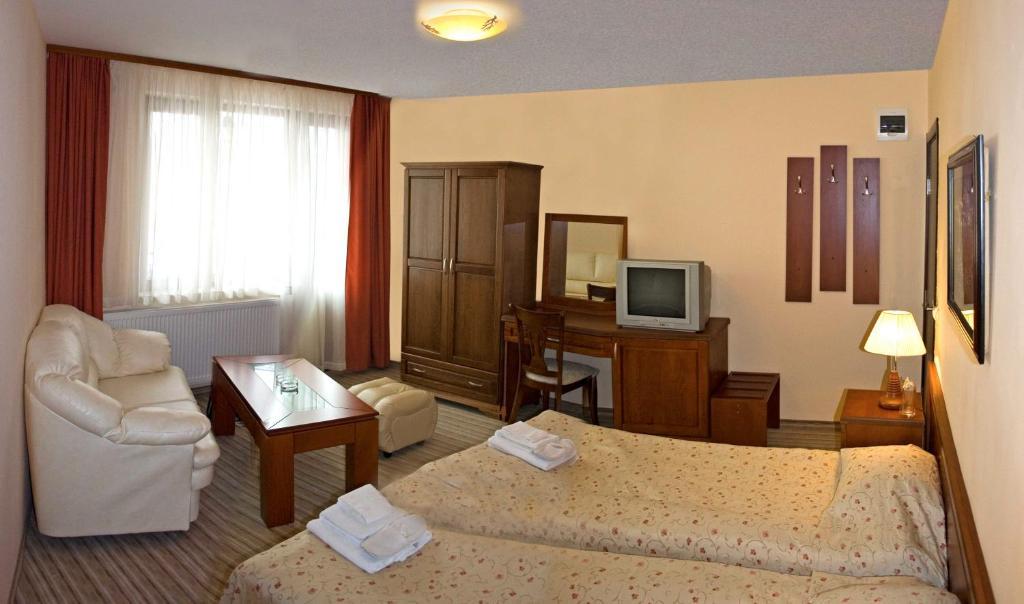 Family Hotel Zora Razlog Quarto foto