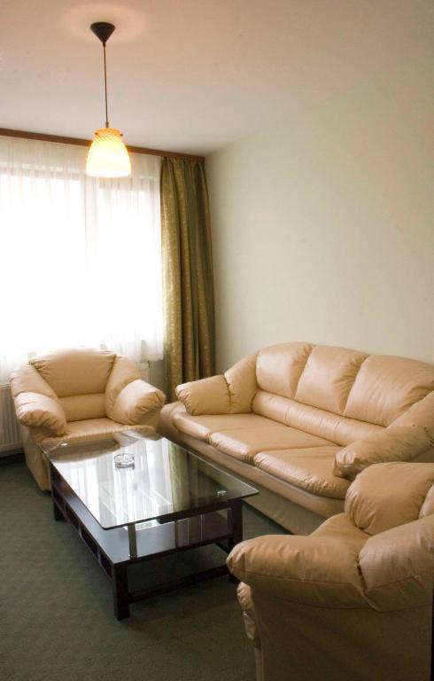 Family Hotel Zora Razlog Quarto foto